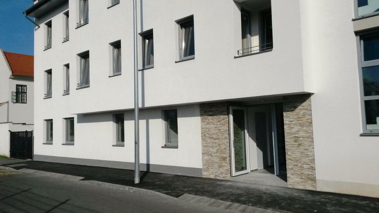 Gyorapartman-Best Exterior photo